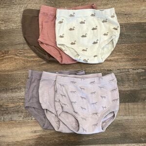 Kate Quinn Organic Cotton Pointelle Girls Briefs
